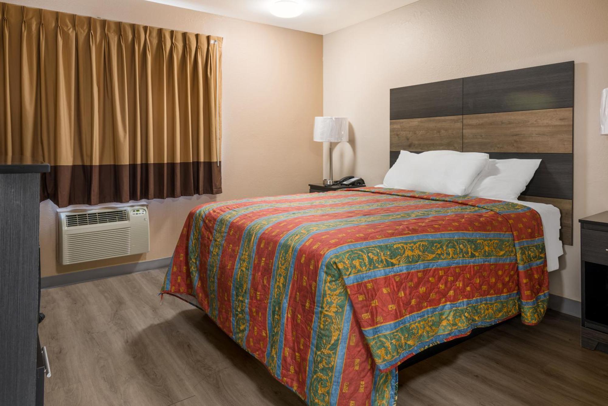 Knights Inn Grand Rapids East Airport Cascade Εξωτερικό φωτογραφία